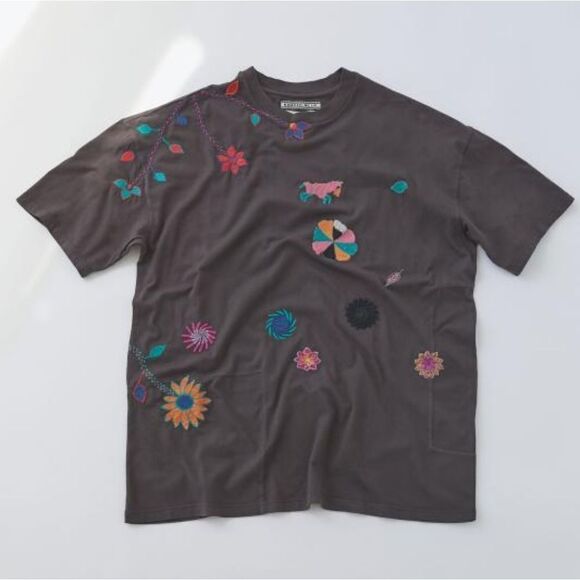 Kimchi Blue brown embroidered oversized t shirt Small - Picture 2 of 10